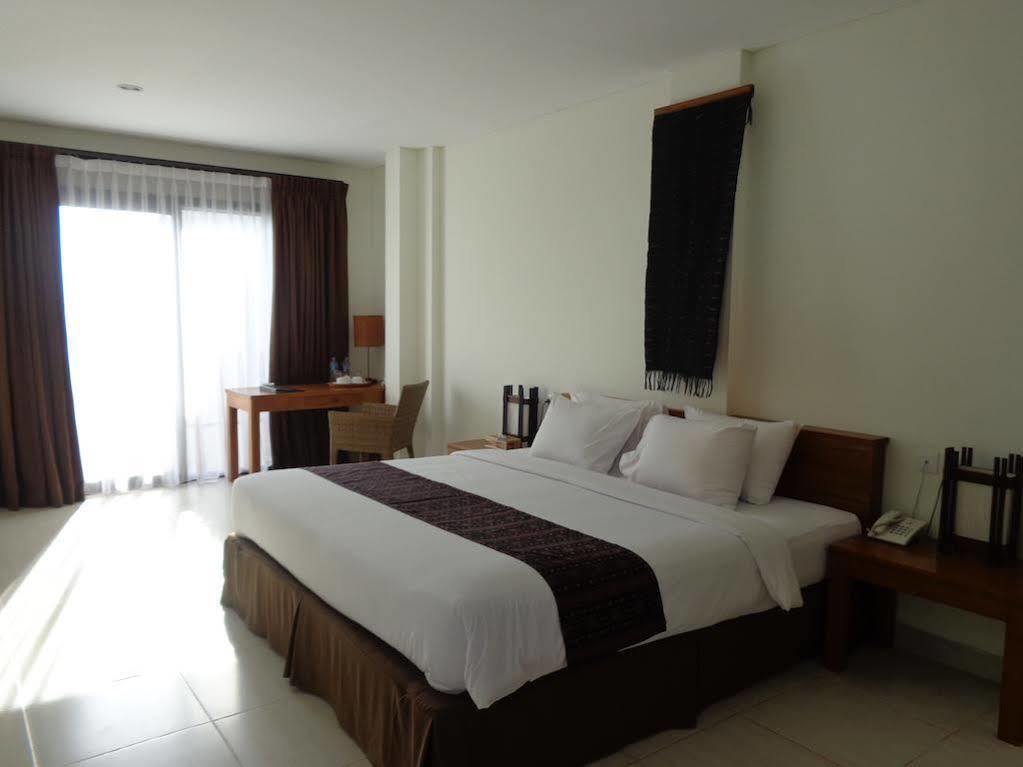 Luwansa Beach Resort Labuan Bajo Eksteriør billede